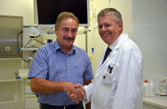 Patient Spindelberger mit Primar Wolfgang Loidl